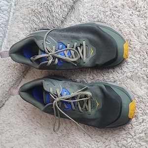 Hoka One One Challenger ATR 6